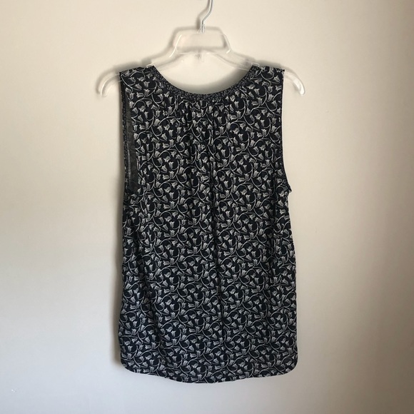 Loft Shell - Picture 2 of 4